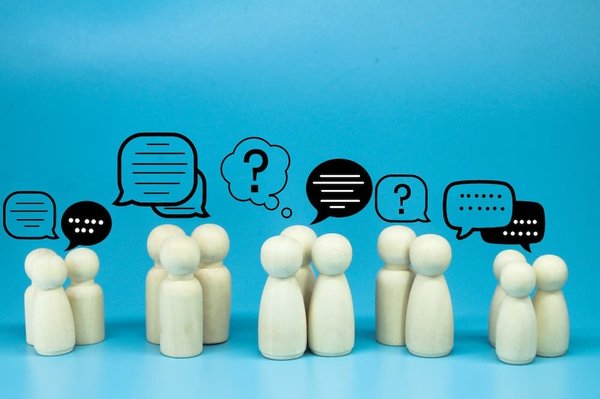 What Impact Does Intergenerational Interaction Have on Cognitive Stimulation in the Elderly?